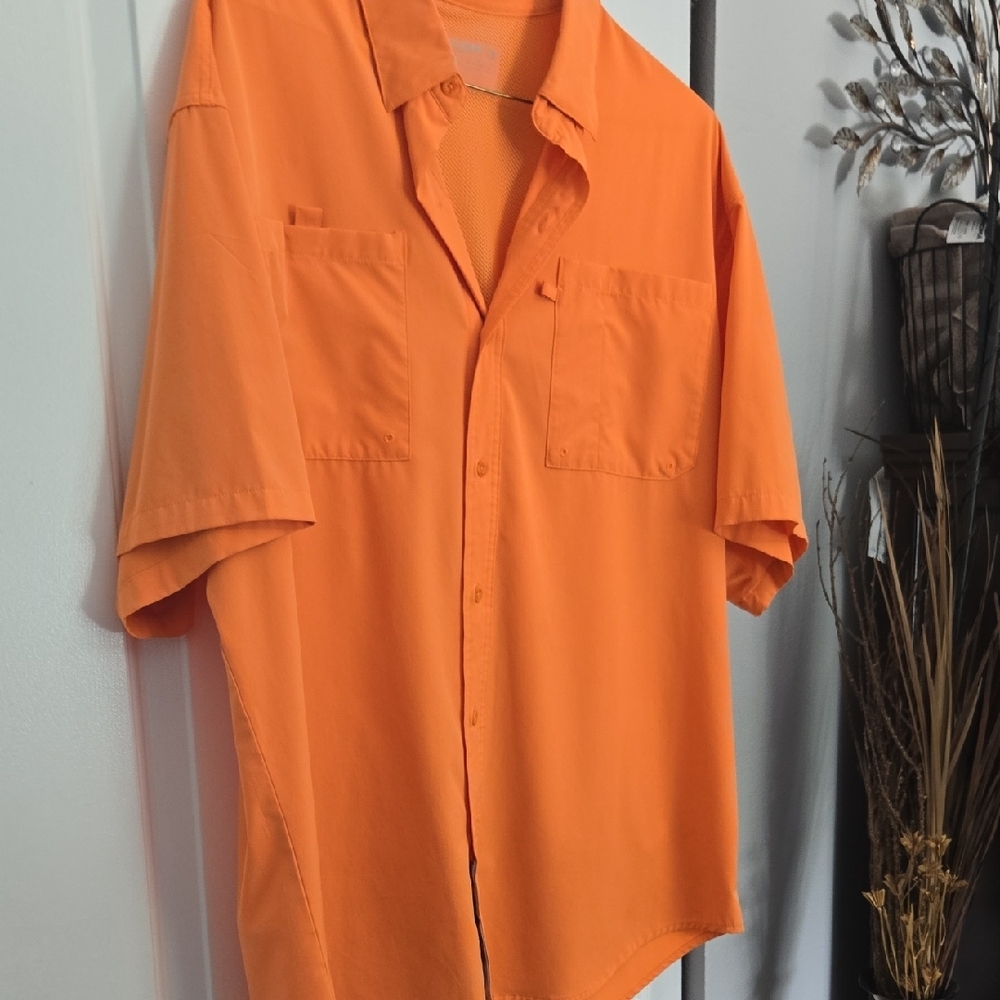 Men's Orange Short Sleeve Shirt
